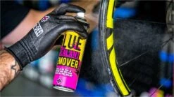 Muc-Off Glue Remover Aerosol 200 Ml -SRAM Shop 13330555e146c0c5a7120.73582097