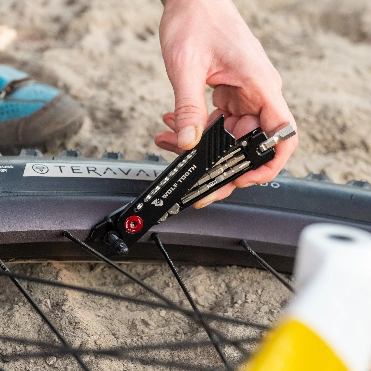 Wolf-tooth Wolf Tooth 8-Bit Pack Pliers Multi-Tool (17 Functions) Black 5 Wolf-tooth Wolf Tooth 8-Bit Pack Pliers Multi-Tool (17 Functions) Black - Image 5